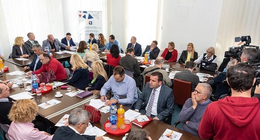 PJEŠČIĆ PRISUSTVOVAO SASTANKU U PRIVREDNOJ KOMORI